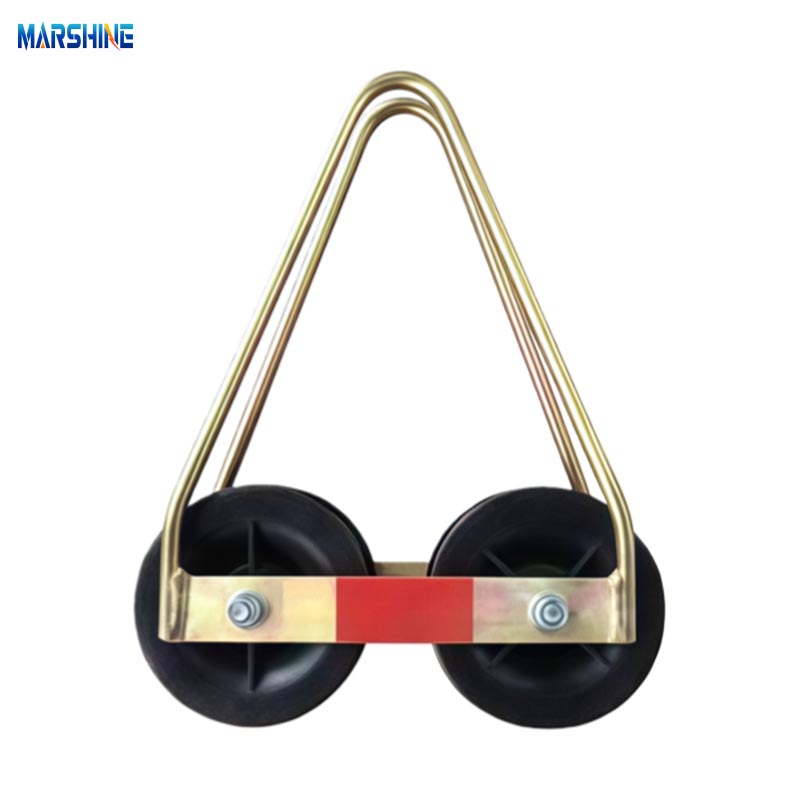 2쉘 오버헤드 절연선 아연 도금 강철 프레임 장착 롤러